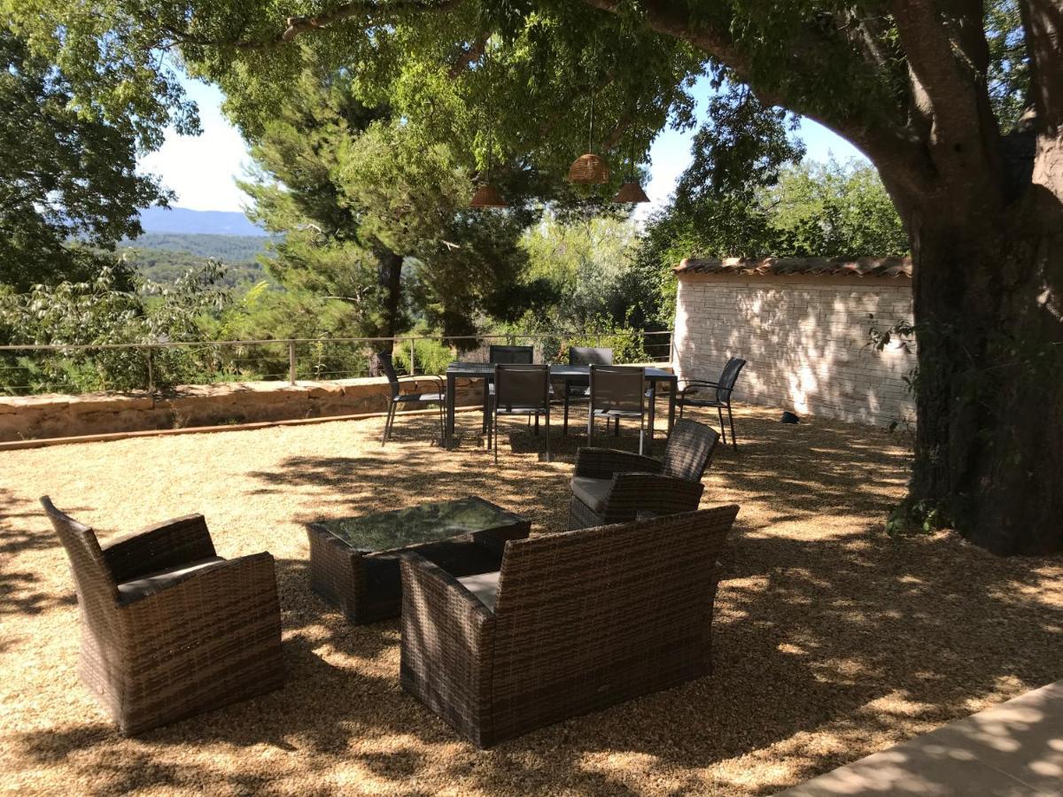 La Bastide - Le Grenache - Le Syrah Au Domaine Chateau Henri Bonnaud Le Tholonet Exterior foto